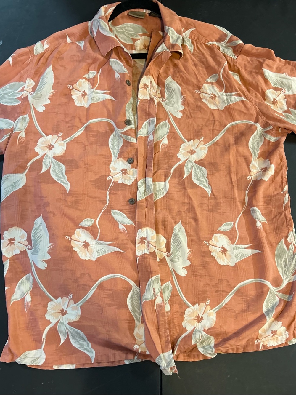 Men's Rust /peach Floral Short-Sleeve Button-Up Shirt